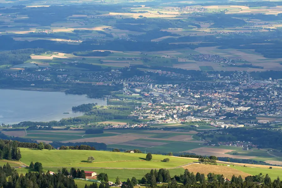 Yverdon and Lake Neuchâtel seen from Le Chasseron