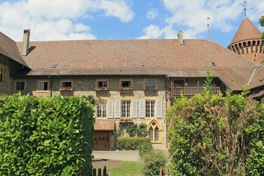 The lakeside town of Estavayer-le-Lac