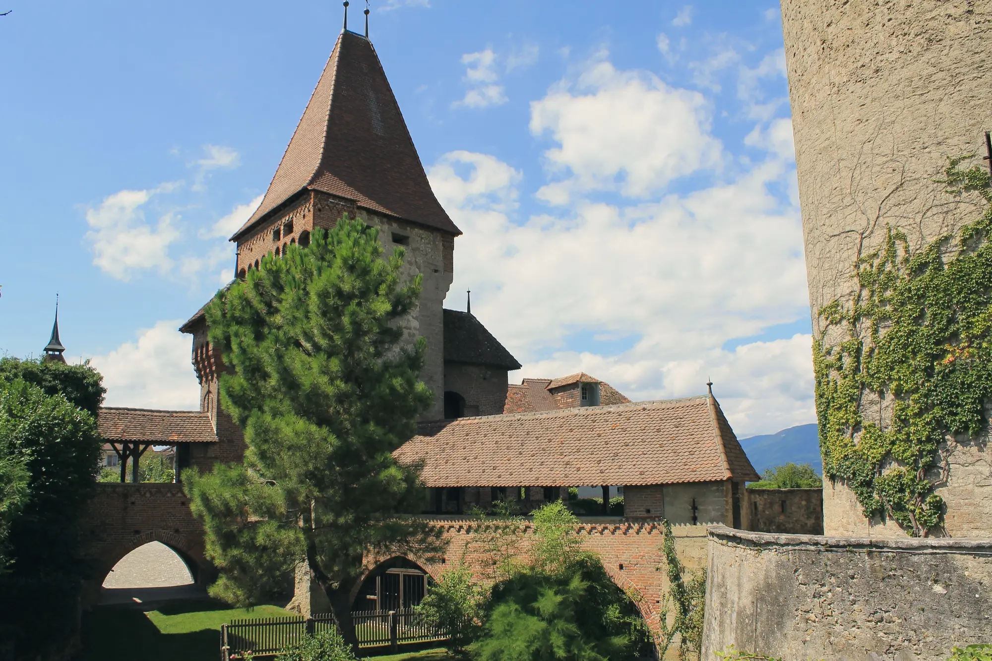 Estavayer-le-Lac, the medieval town on the lake's south shore